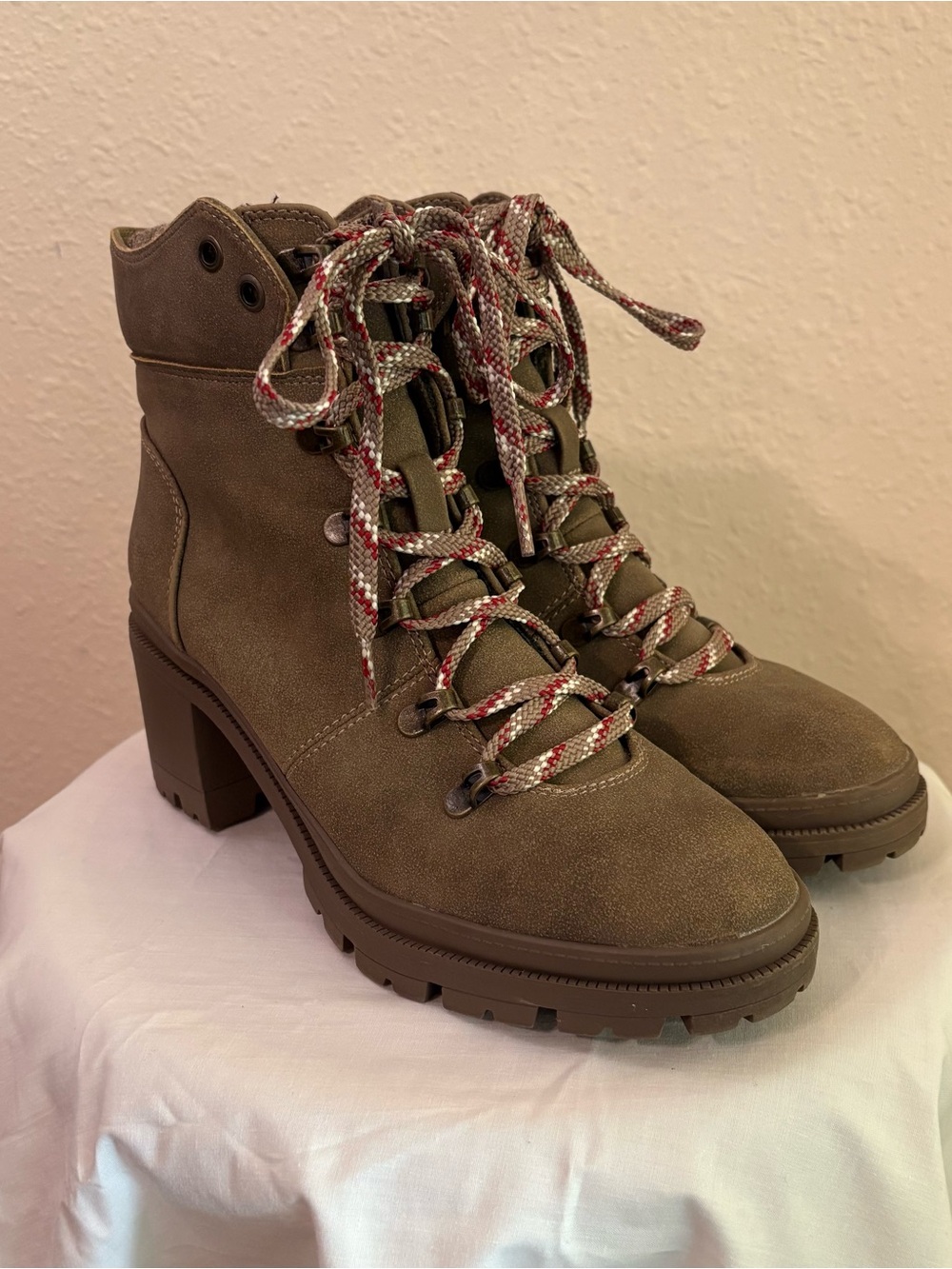Jellypop Brown Lace-Up Heeled Boots Size 8 NEW